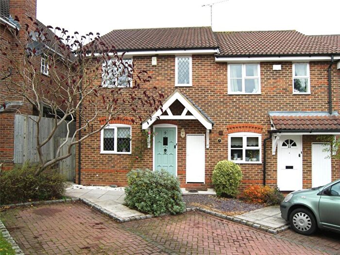 3 Bedroom End Of Terrace House To Rent In East Park Farm Drive, Charvil, Berkshire, RG10
