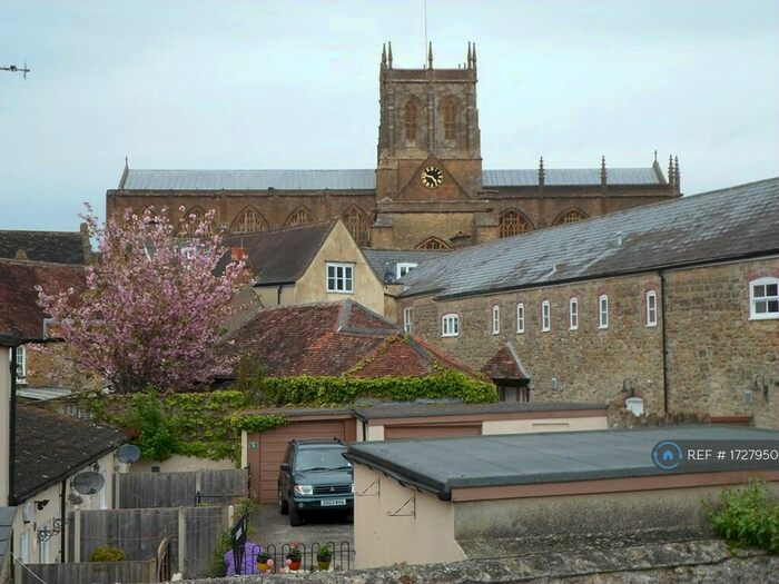 2 Bedroom End Of Terrace House To Rent In Wessex Court, Sherborne, DT9