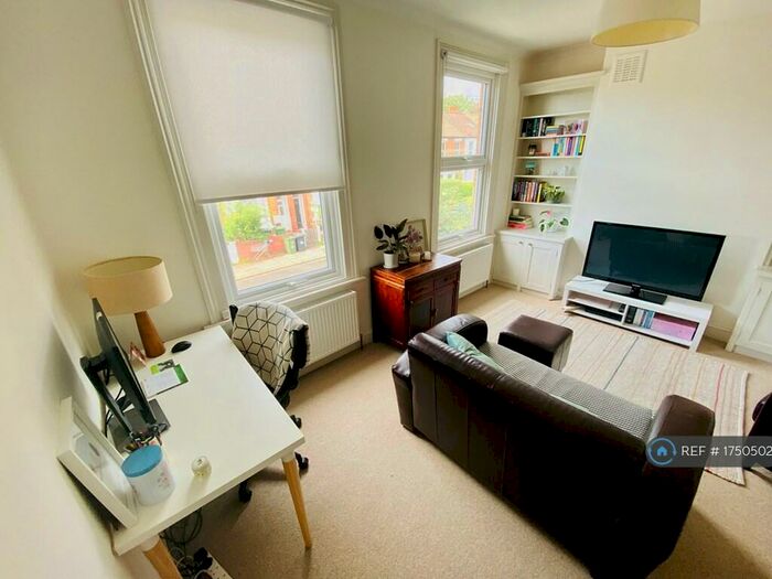 1 Bedroom Flat To Rent In Hither Green, London, SE13