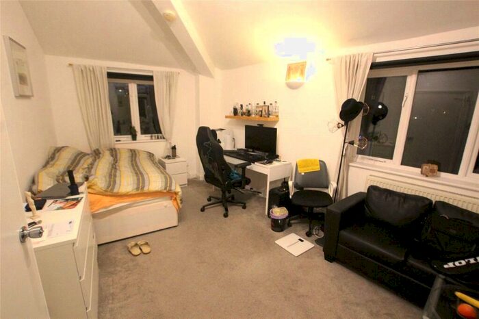 Property To Rent In Grove Street, London, SE8