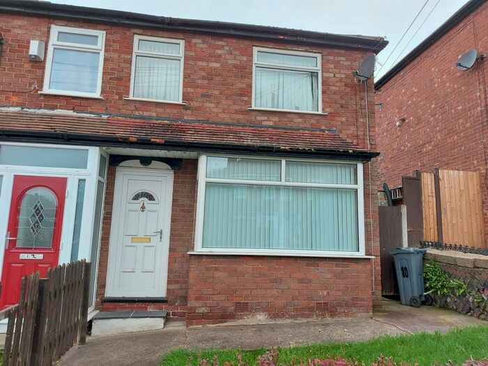 2 Bedroom End Of Terrace House To Rent In Warrington Road, Blackley, Manchester, M9