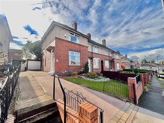 2 Bedroom End Terrace House For Sale In Fellbrigg Road, Sheffield, S2