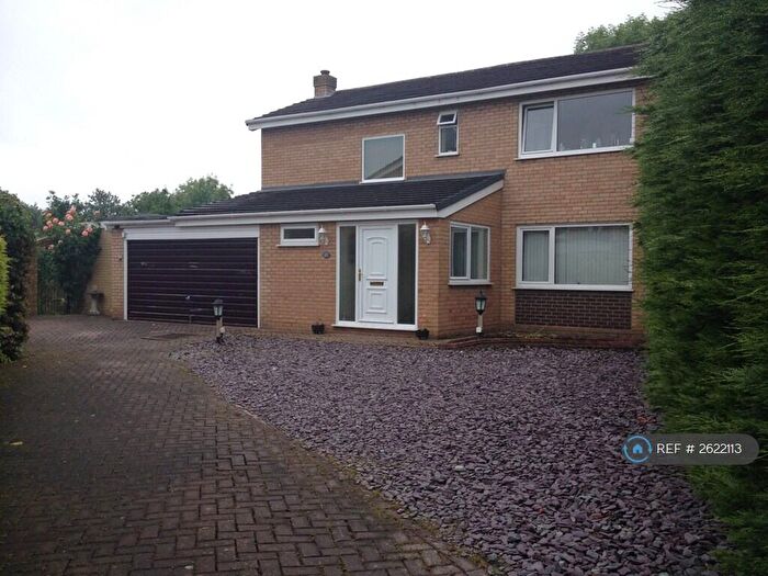 4 Bedroom Detached House To Rent In Thorley Grove, Crewe, CW2