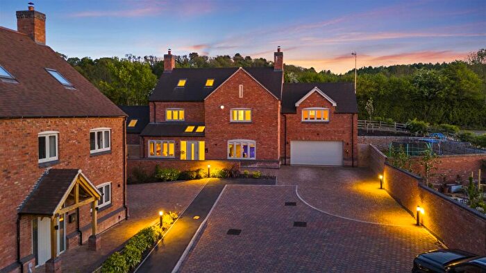 6 Bedroom Detached House For Sale In Chestnut Close, Stubby Lane, Draycott-In-The-Clay, DE6