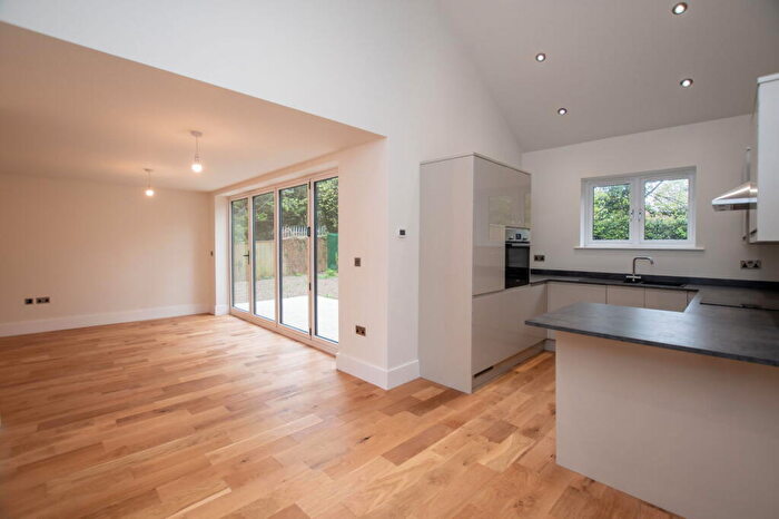 4 Bedroom Detached House For Sale In College Street, Grimsby, DN34