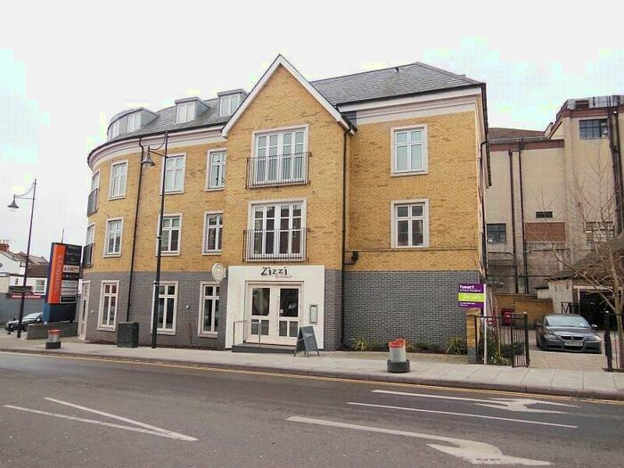 2 Bedroom Apartment To Rent In Horizon Buildings, George Lane, South Woodford, E18