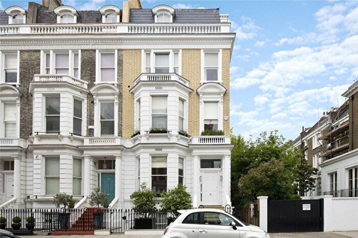 1 Bedroom Flat To Rent In Stafford Terrace, Kensington, London, W8