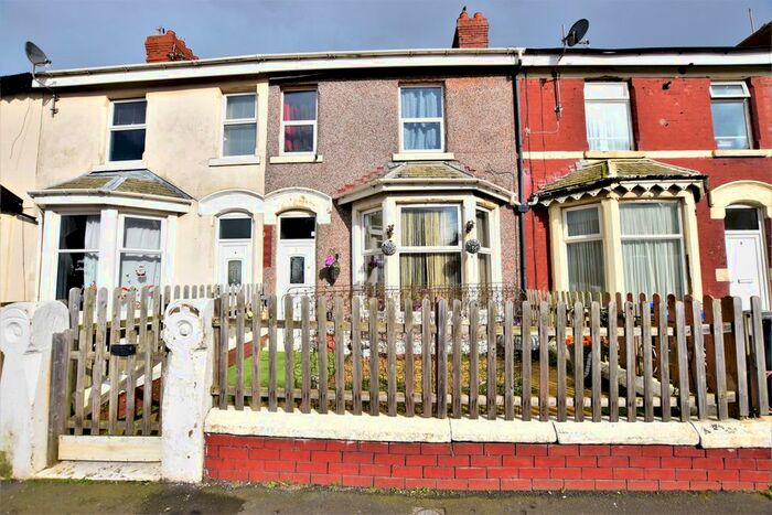 5 Bedroom Terraced House For Sale In Sherbourne Road, Blackpool, FY1