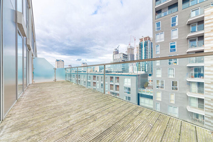 1 Bedroom Flat To Rent In Lanterns Way, London, E14