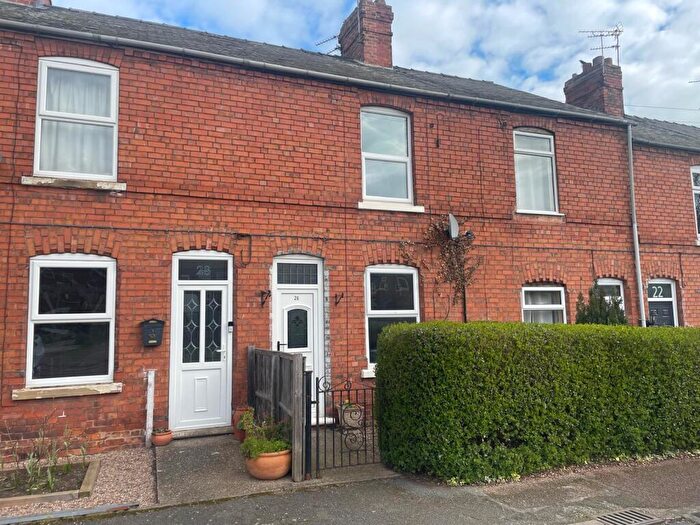 2 Bedroom House To Rent In Cross Street, Retford, DN22