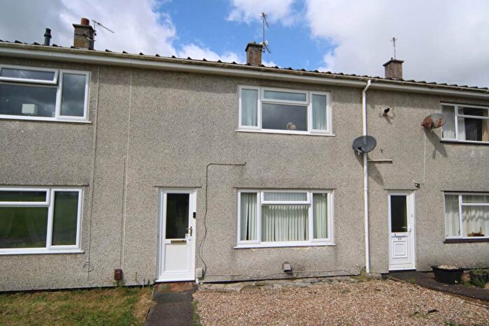 2 Bedroom House For Sale In Saltash, PL12