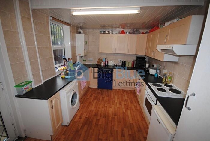 6 Bedroom House To Rent In Norwood Terrace, Leeds, LS6