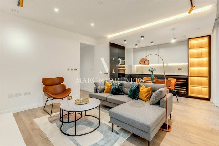 2 Bedroom Apartment To Rent In Siena House, City Road, Old Street, London, EC1V