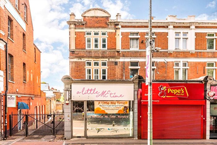 Studio To Rent In The Mall, London, W5