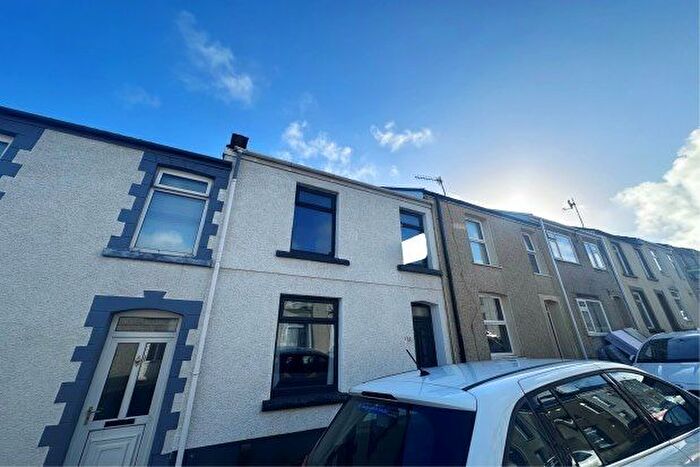 3 Bedroom Property To Rent In Campbell Street, Swansea, SA1