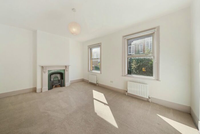 2 Bedroom Terraced House To Rent In Goodrich Road, London, SE22