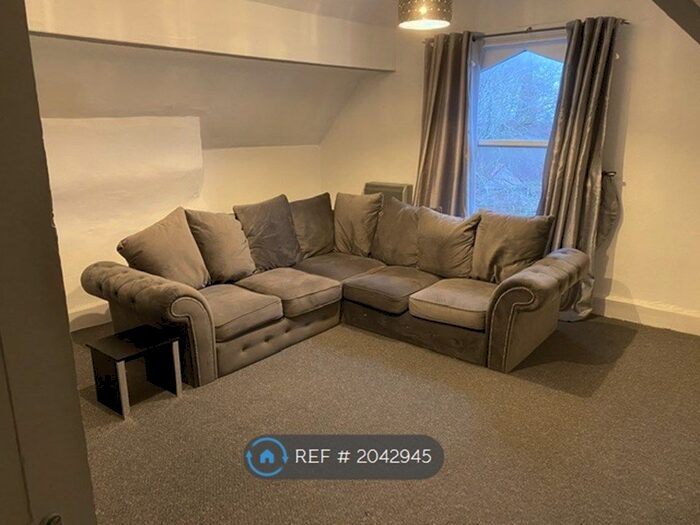 1 Bedroom Maisonette To Rent In Shrewsbury Road, Birkenhead, CH43