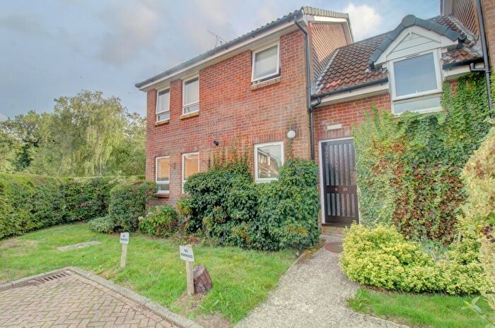 Studio For Sale In Markham Road, Dorking, RH5