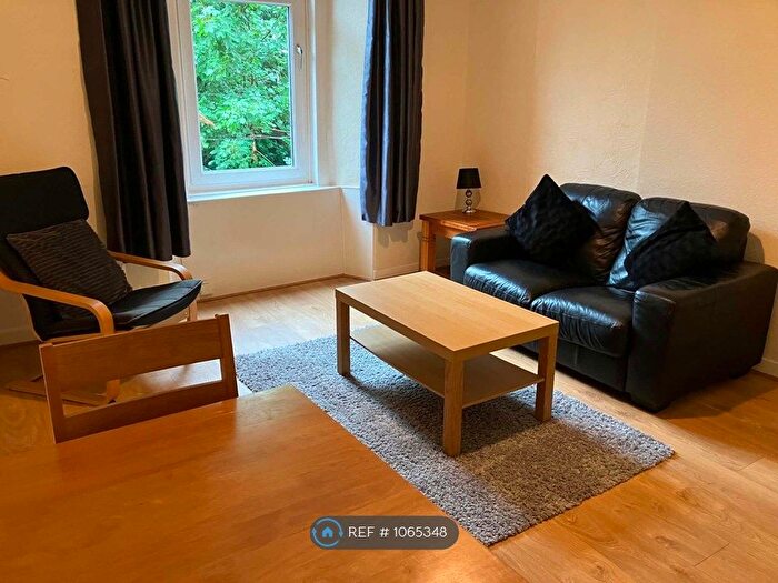 2 Bedroom Flat To Rent In Bruce St, Stirling, FK8