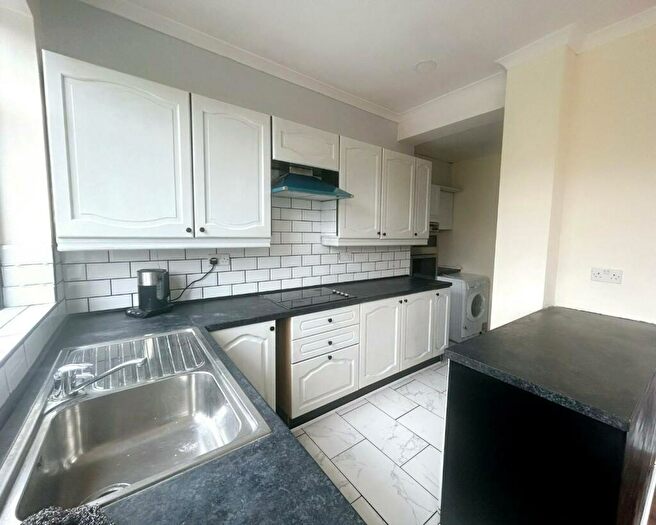 4 Bedroom Terraced House To Rent In Elmcroft Avenue, London, N9