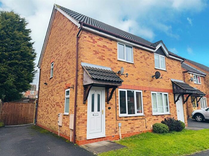 2 Bedroom Semi-Detached House To Rent In Pendleside Way, Littleover, Derby, DE23