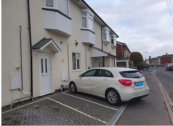 1 Bedroom Flat To Rent In Boscombe Grove Rd, Boscombe, BH1
