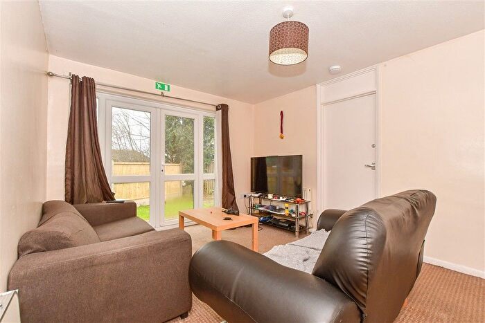 2 Bedroom Semi-detached House For Sale In Frencham Close, Canterbury, Kent, CT2