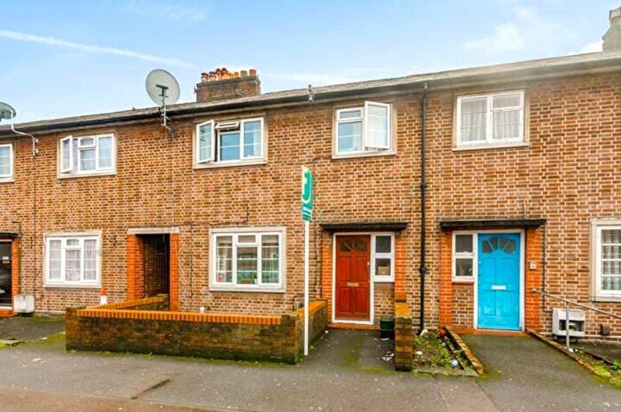 3 Bedroom Apartment To Rent In Pelham Road, London, N22