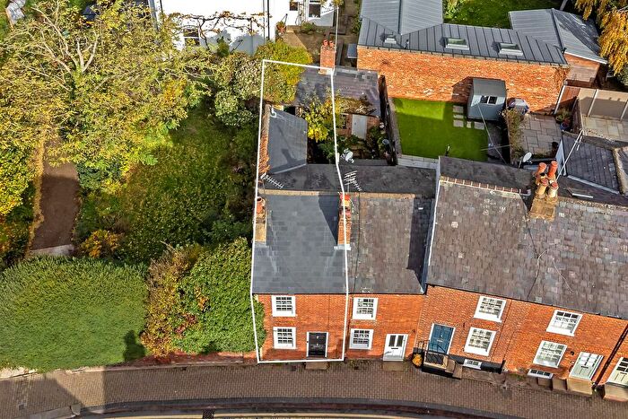 2 Bedroom End Terrace House For Sale In Spencer Street, St. Albans, AL3