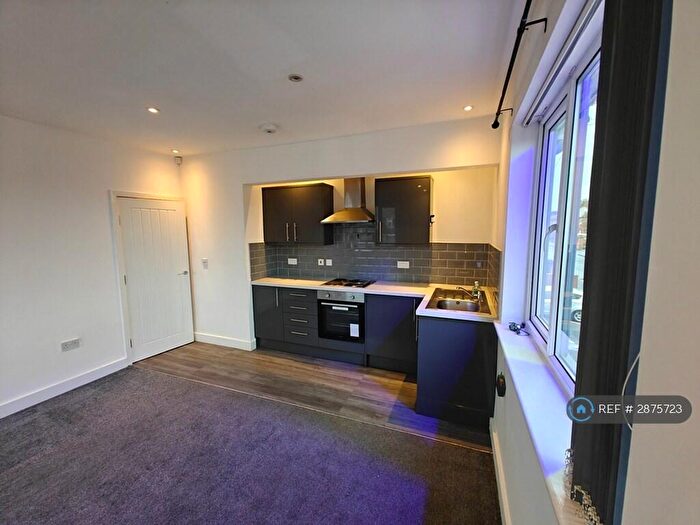 1 Bedroom Flat To Rent In Beckett Road, Doncaster, DN2