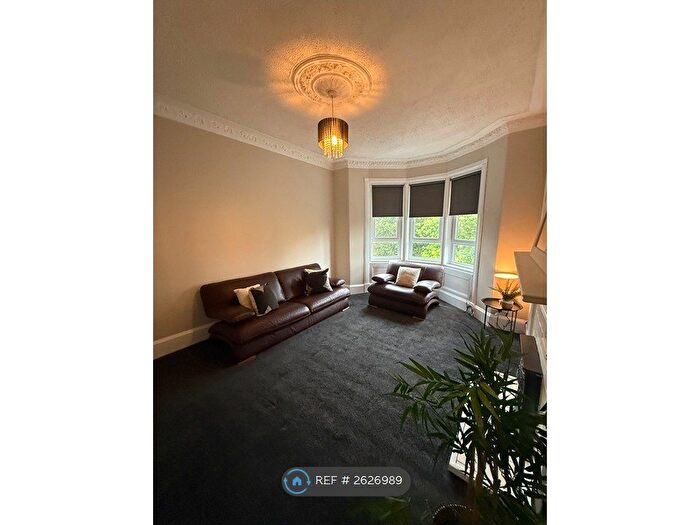 2 Bedroom Flat To Rent In Tollcross Road, Glasgow, G32