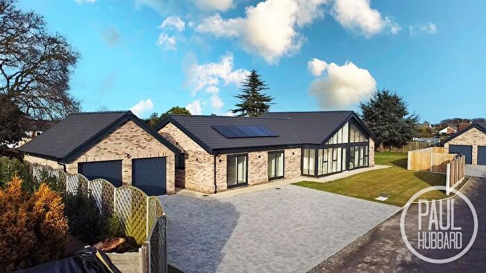 4 Bedroom Detached Bungalow To Rent In Glebe Close, Gunton, NR32