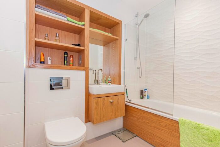 1 Bedroom Apartment To Rent In Mill Stream House, Oxford City, OX1