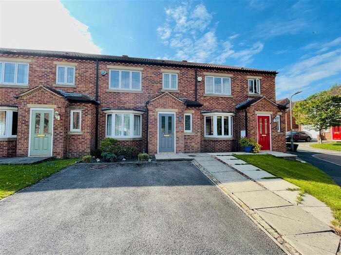 3 Bedroom Terraced House To Rent In Saxon Grange, Sherburn In Elmet, LS25