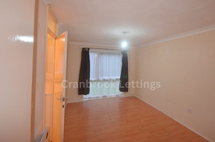 1 Bedroom Flat To Rent In Ilford, IG2