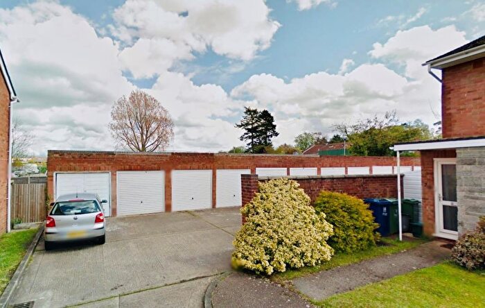 Garage / Parking To Rent In Nursery Close, Headington, OX3