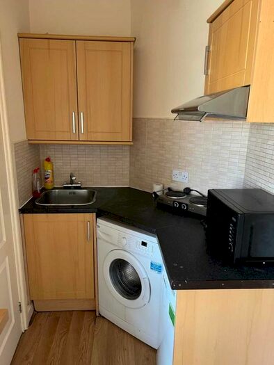 Studio To Rent In Abbey Road, Park Royal, NW10
