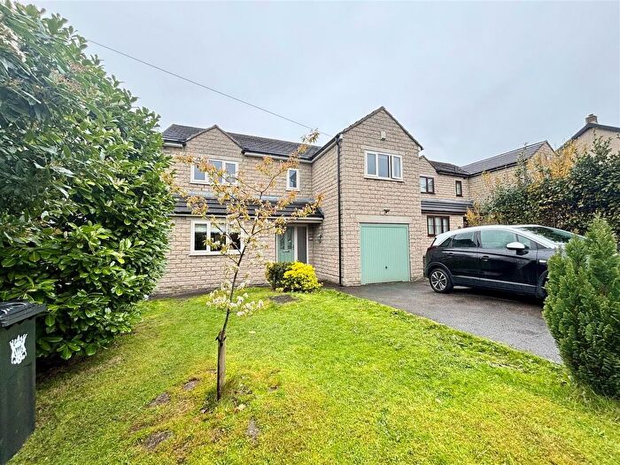 4 Bedroom Detached House For Sale In Longlands Road, New Mills, High Peak, SK22