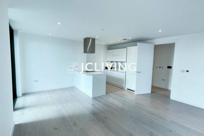 1 Bedroom Flat To Rent In City North, London, N4