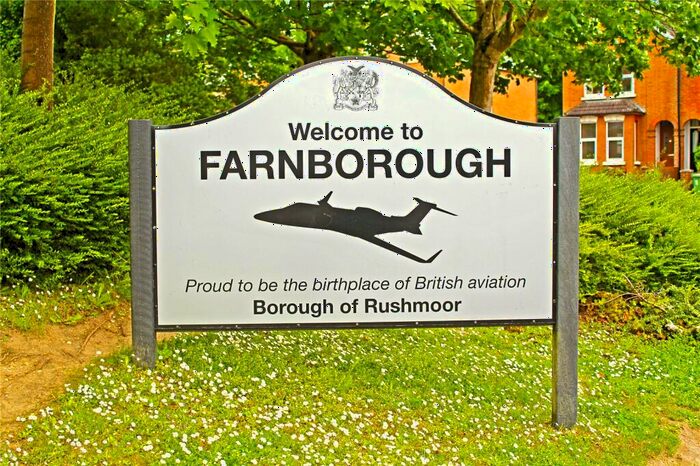 1 Bedroom Flat To Rent In Farnborough Road, Farnborough, Surrey, GU14