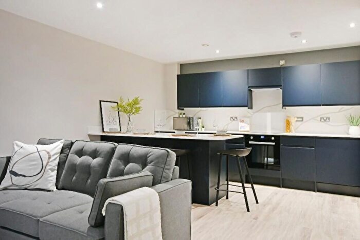 3 Bedroom Flat To Rent In Broomgrove Road, Broomgrove Apartments, S10