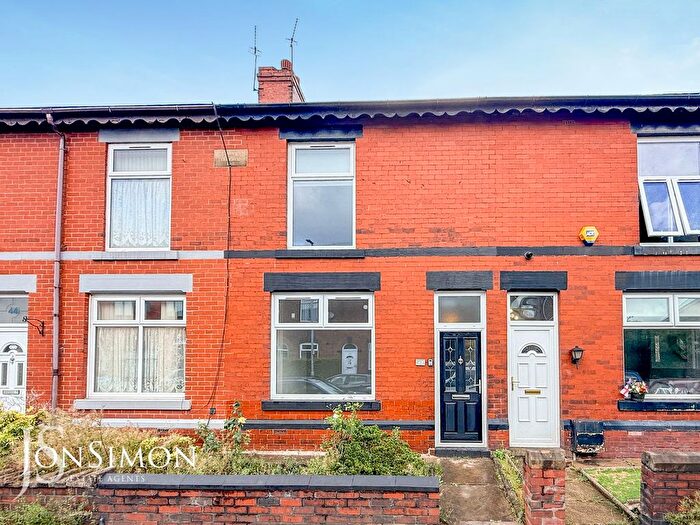2 Bedroom Terraced House For Sale In Chesham Road, Walmersley, Bury, BL9