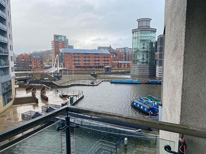 2 Bedroom Apartment To Rent In Chadwick Street, Hunslet, LS10