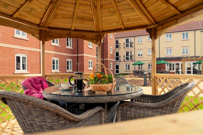 1 Bedroom Flat To Rent In Bilton Road, Rugby, CV22