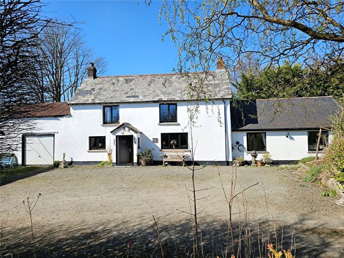 4 Bedroom Detached House For Sale In Shebbear, Beaworthy, EX21