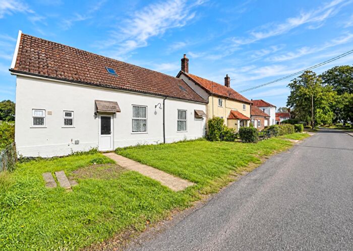 Bungalow For Sale In Tottington Road, Thompson, IP24