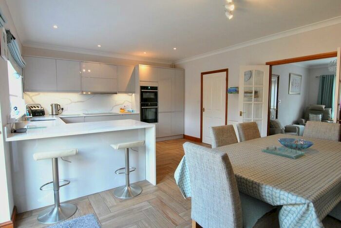 3 Bedroom Link Detached House For Sale In Rockall, Ousden, CB8