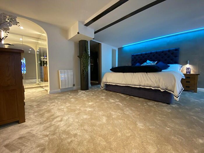 2 Bedroom Apartment To Rent In A Pollard St, New Islington, M4