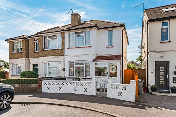 3 Bedroom Semi-detached House For Sale In Craigwell Avenue, Lower Feltham, TW13