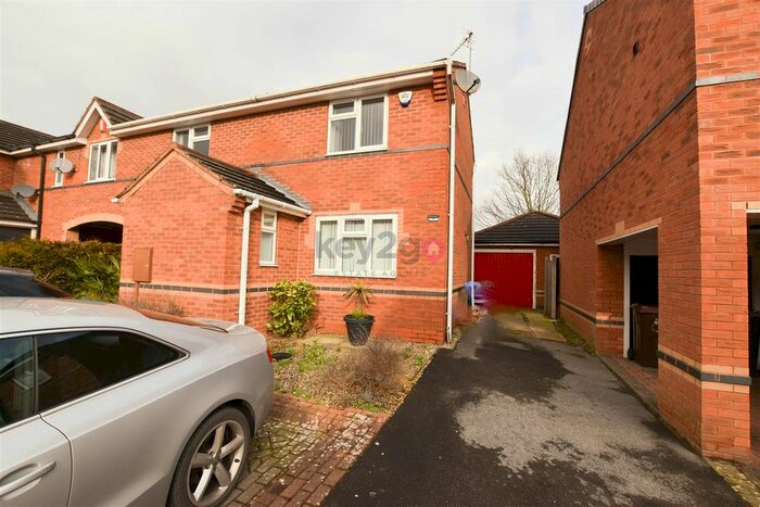 3 Bedroom Terraced House To Rent In Deepwell View, Halfway, S20